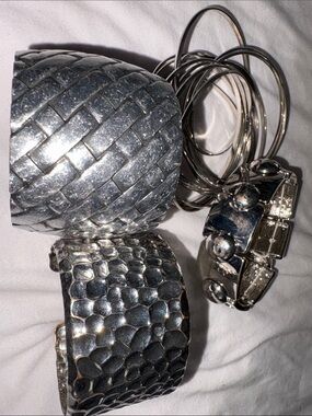 Silver Tone Mixed Bangle Bracelets Set Nine West